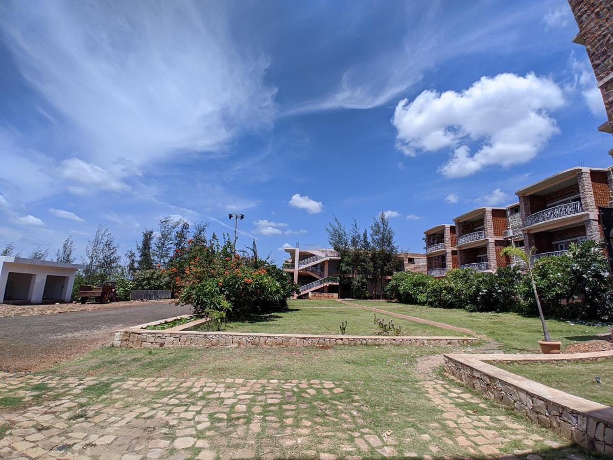 Kanthi Resorts Badami Bagalkot Exterior foto