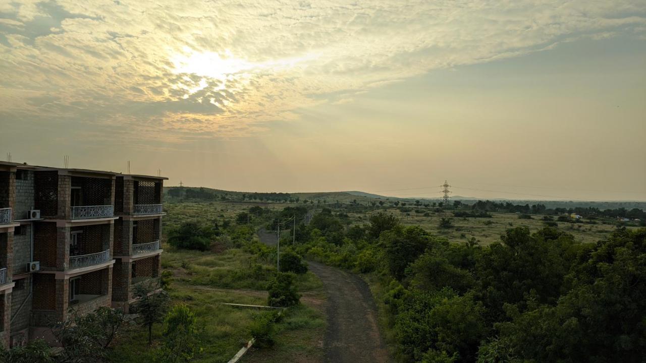 Kanthi Resorts Badami Bagalkot Exterior foto