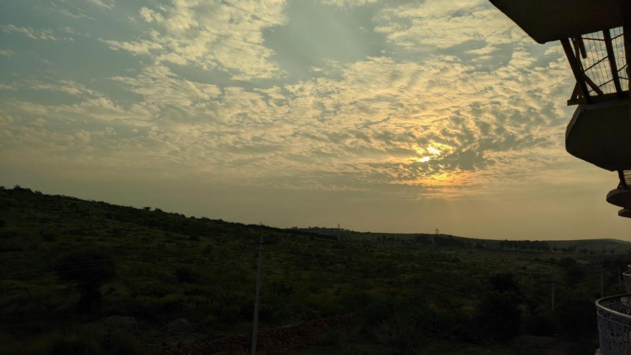 Kanthi Resorts Badami Bagalkot Exterior foto