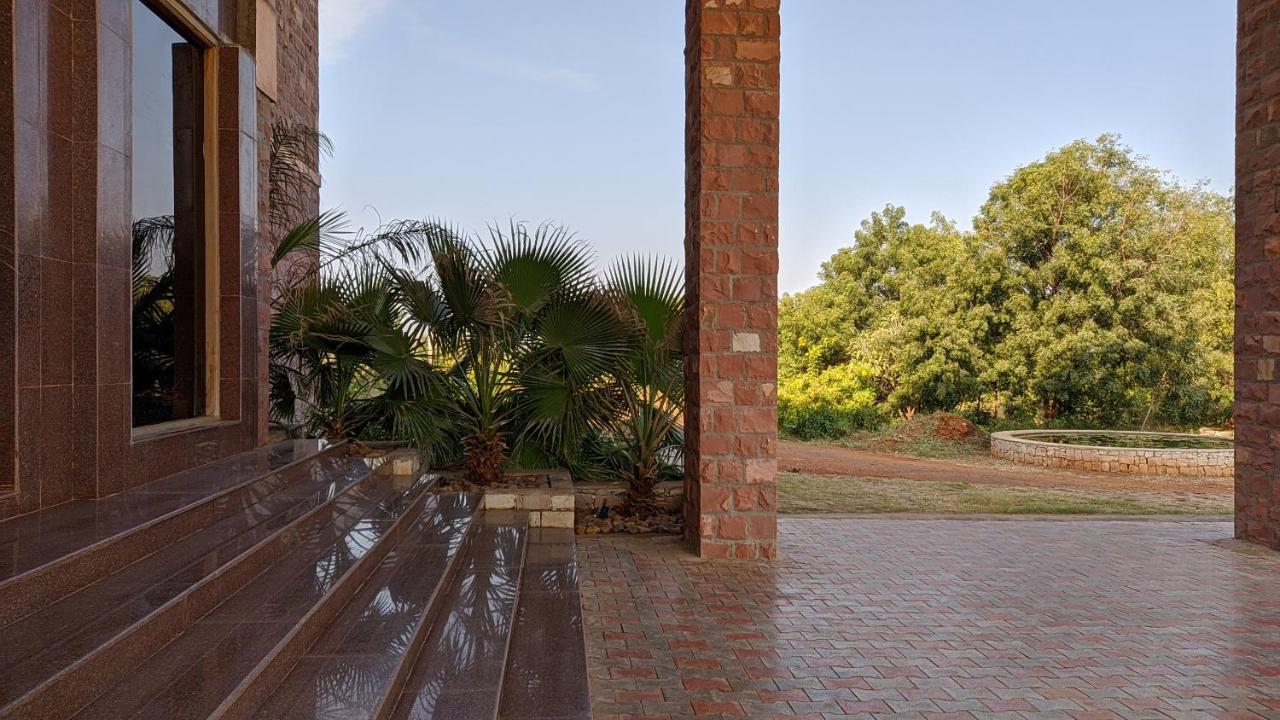 Kanthi Resorts Badami Bagalkot Exterior foto
